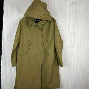 EVERLANE renew anorak rain jacket